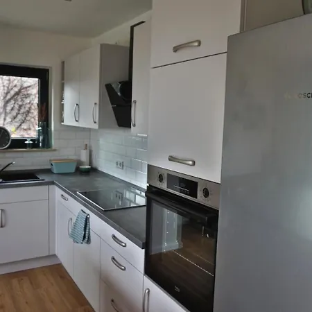 Appartement Eg Am Fluss Mit Terrasse - Eine Gruene Oase Bad Freienwalde