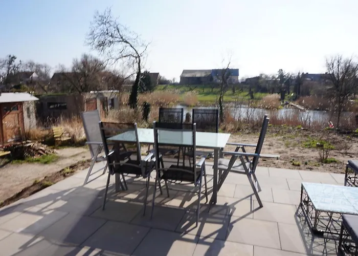 Eg Am Fluss Mit Terrasse - Eine Gruene Oase Lejlighed