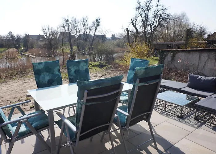 Lejlighed Eg Am Fluss Mit Terrasse - Eine Gruene Oase